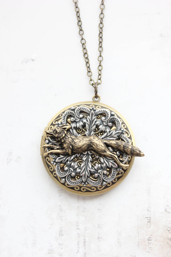 A Pocket of Posies - Big Fox Locket (3 styles): 22 inches / All Antiqued Brass