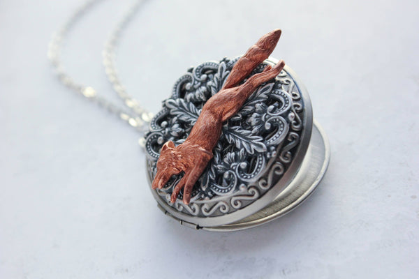 A Pocket of Posies - Big Fox Locket (3 styles): 26 inches / Copper Fox on Antiqued Silver