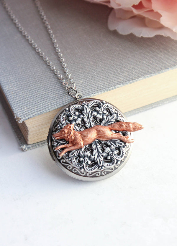 A Pocket of Posies - Big Fox Locket (3 styles): 22 inches / All Antiqued Brass